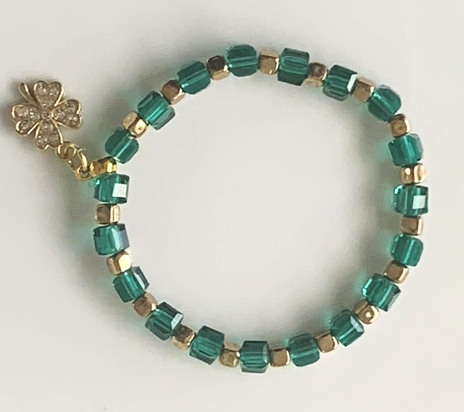 Emerald Green Crystal Cube & Gold Stretch Bracelet with Clover Charm