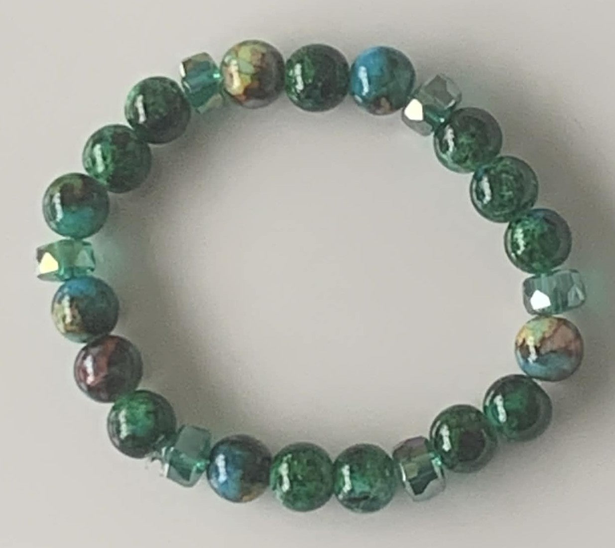 Iridescent Green Mosaic Glass & Teal Crystal Cube Stretch Bracelet