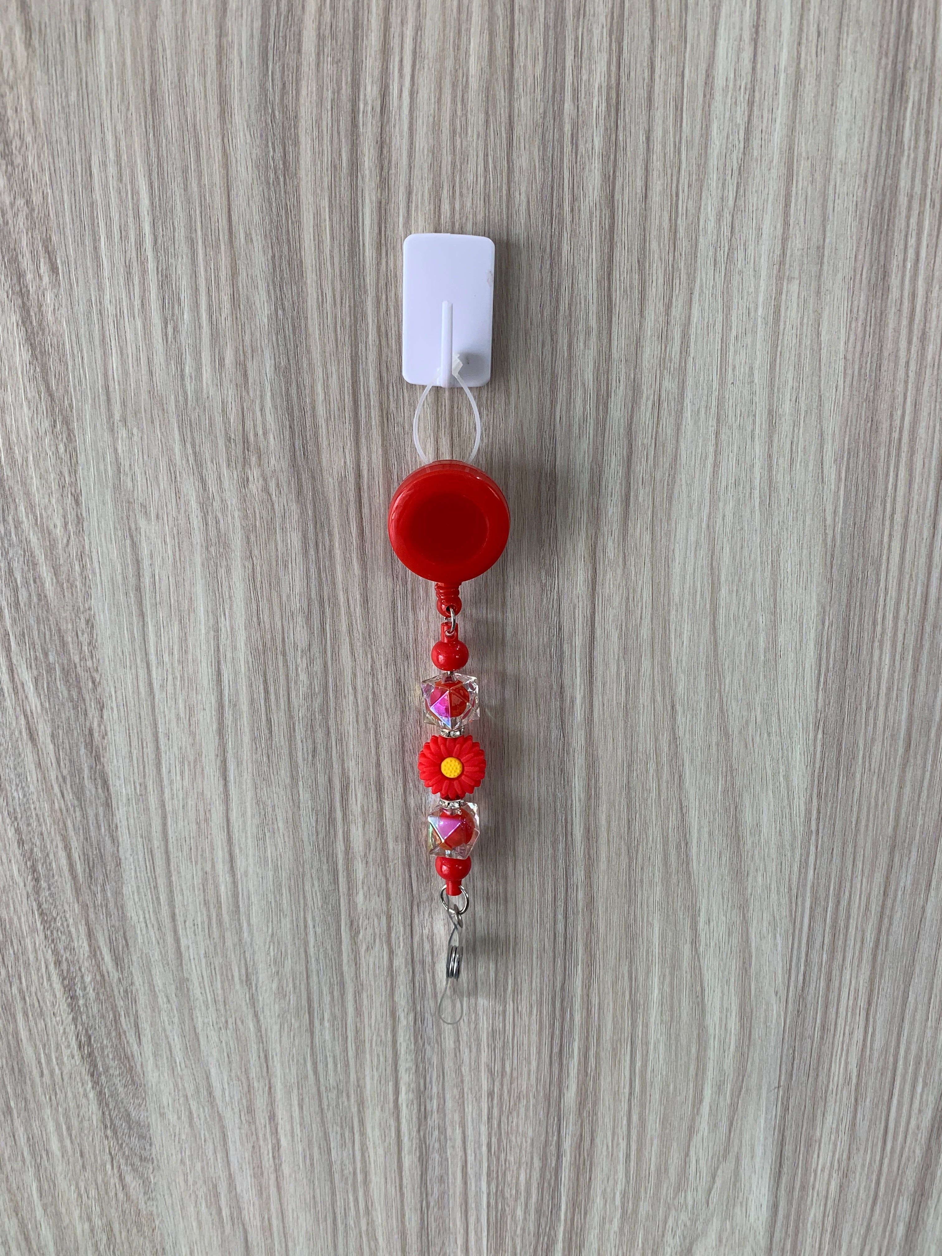 Handmade Daisy & Crystal Beaded Belt Clip - Red