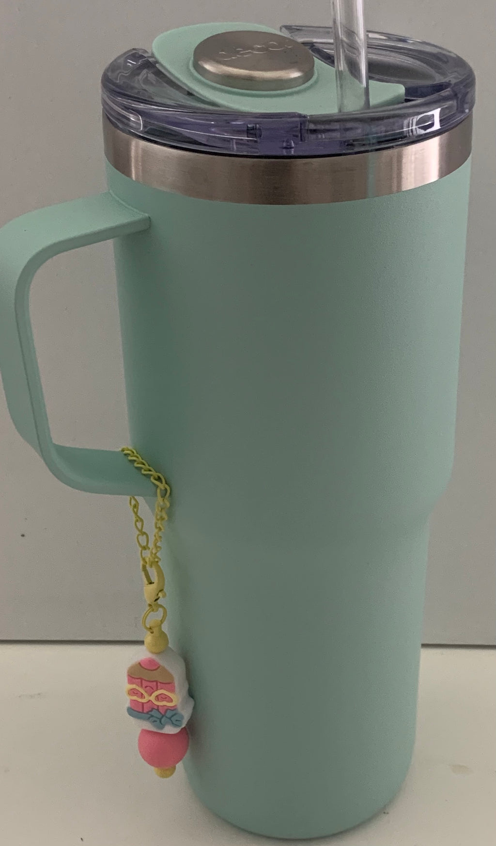 Cup Charm – Kawaii Pencil Character & Pink Bead on Gold Chain