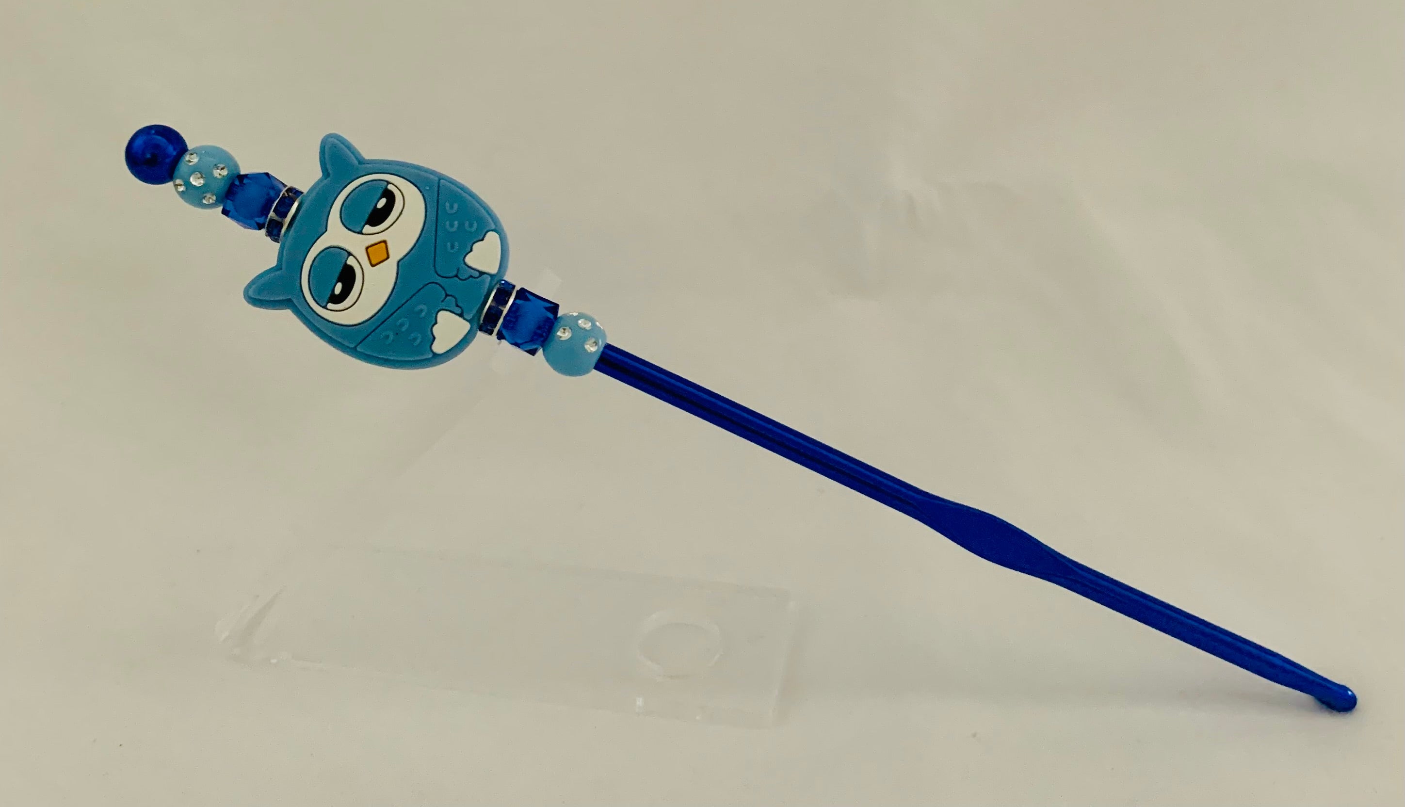 Beaded Crochet Hook – Blue Owl
