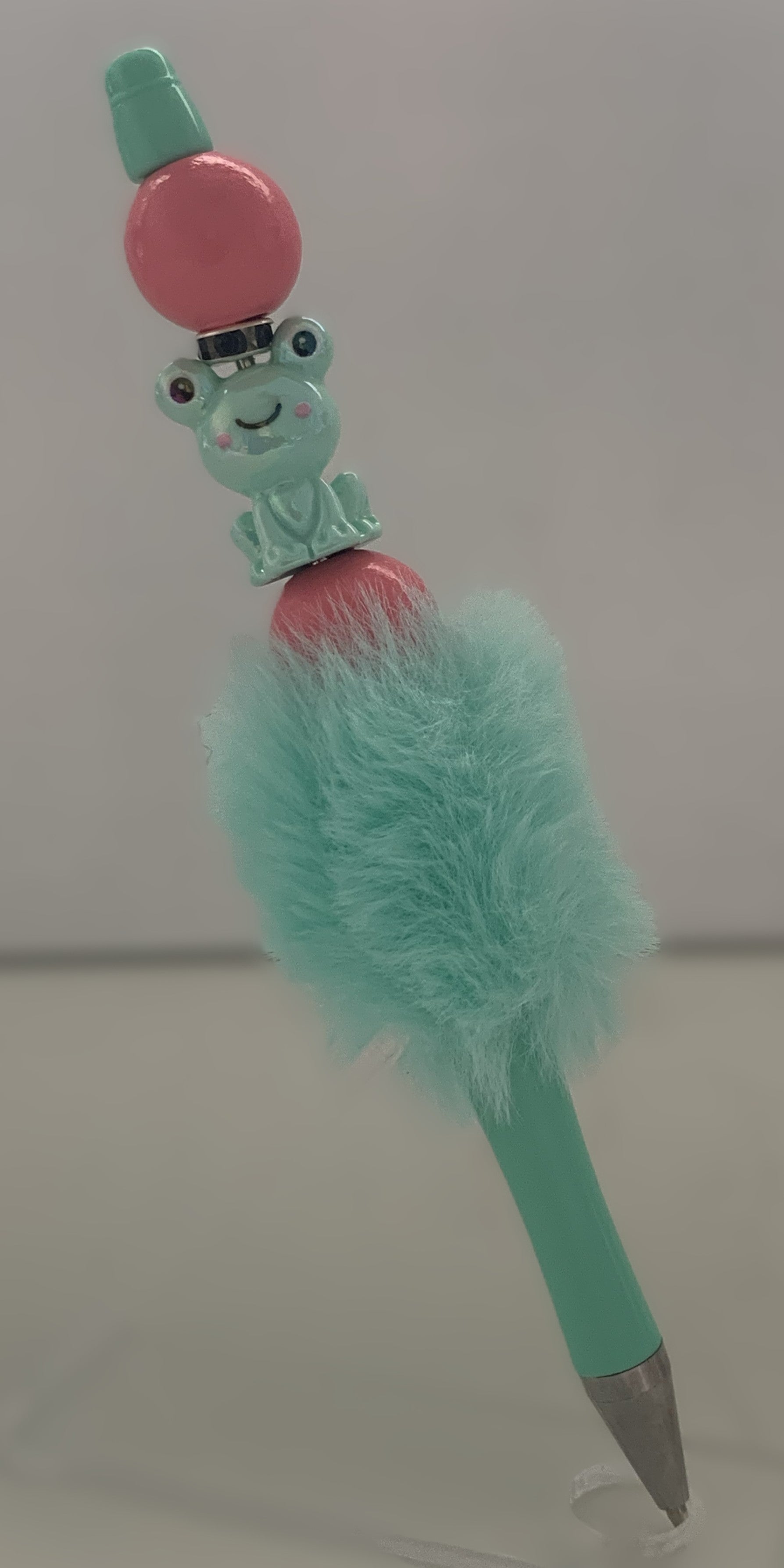 Fluffy Pen - Mint Teal Frog in Top Hat Charm with Pink Bead