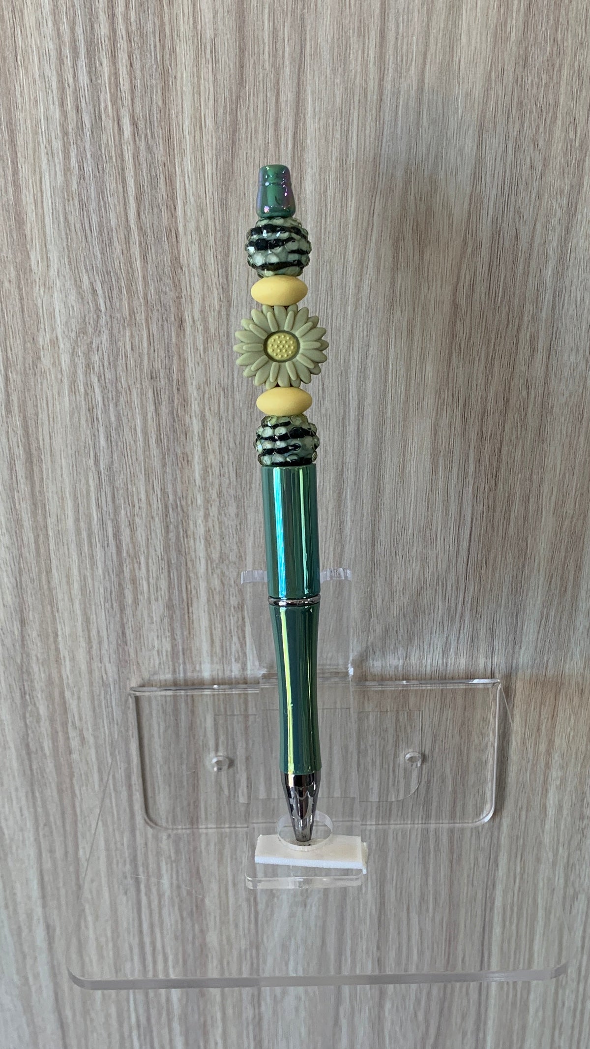 Handmade Daisy & Striped Bead Pen - Sage Green & Cream