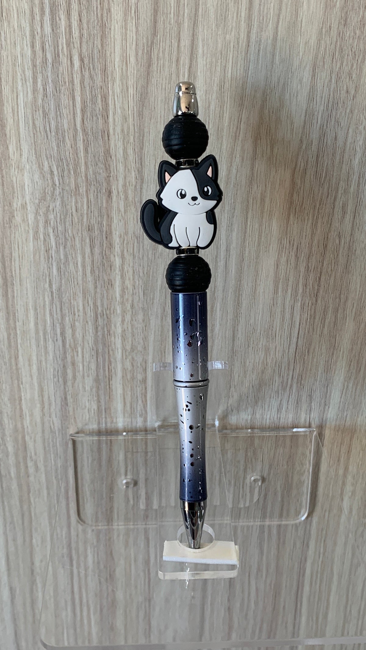 Handmade Kawaii Tuxedo Cat Beaded Pen - Galaxy Blue & Black