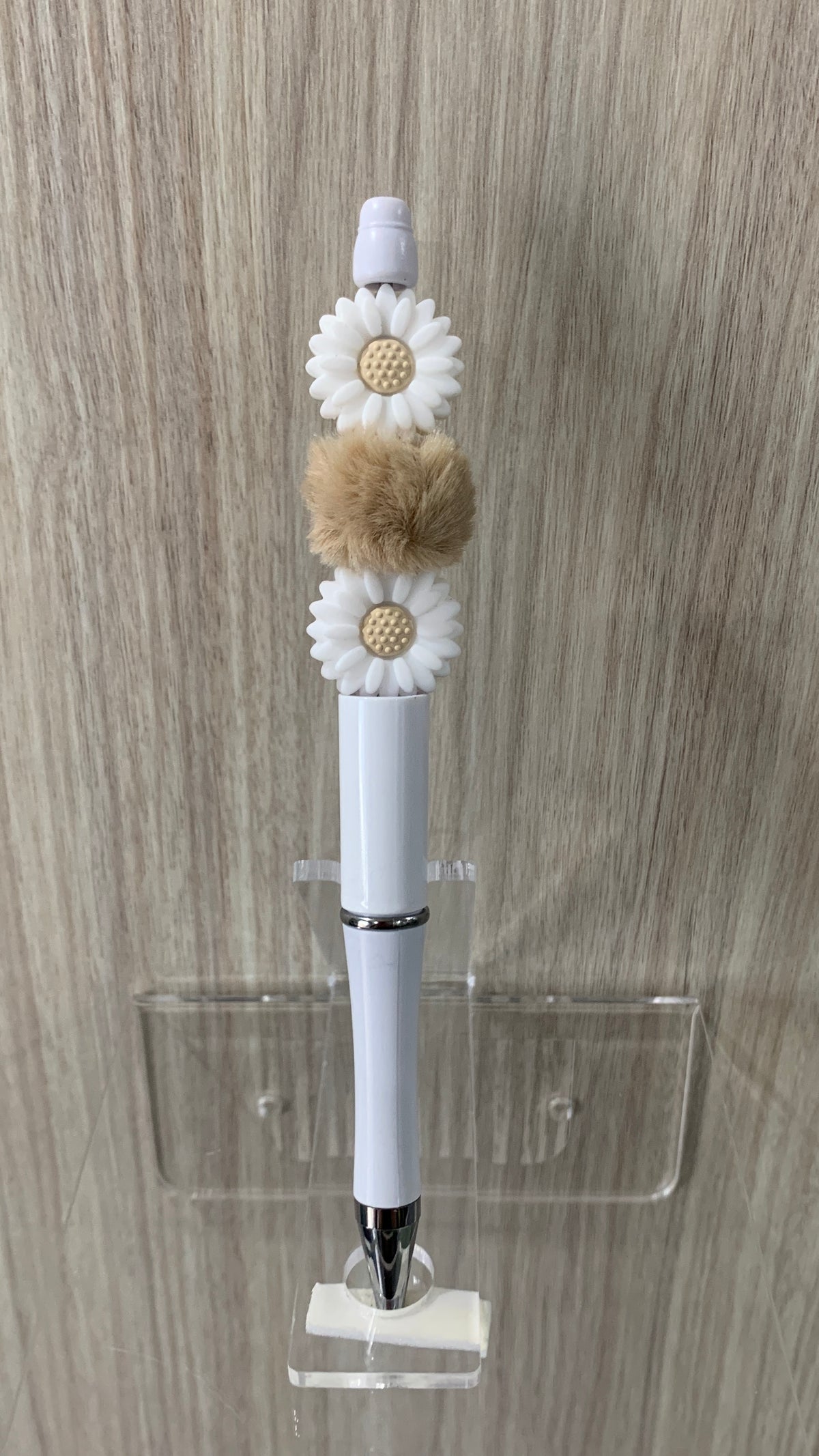 Handmade Daisy & Pom Pom Beaded Pen - White & Natural