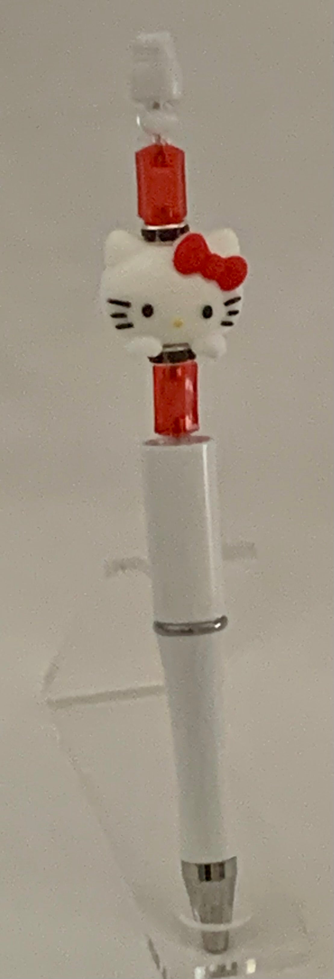 Handmade Hello Kitty Charm Beaded Pen - White & Red